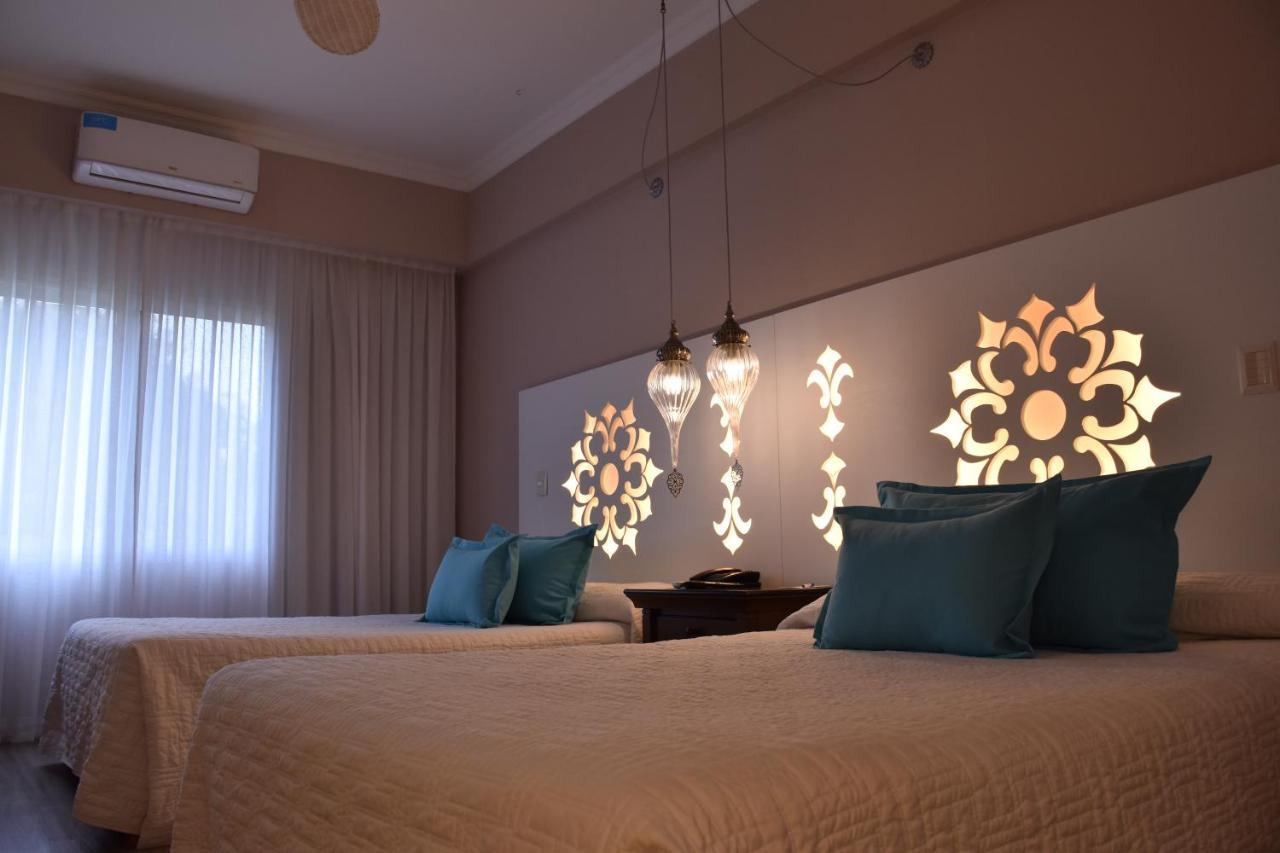 Howard Johnson Pilar Resort Spa & Convention Center Екстериор снимка